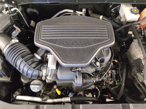 Used 2020 Chevrolet Blazer LT FWD image 30