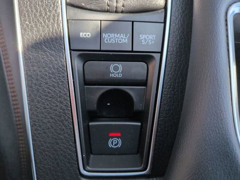 Used 2021 Toyota Avalon Touring image 36