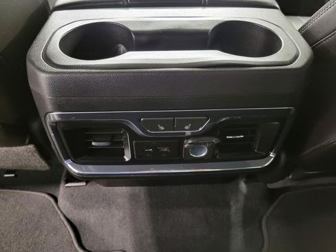 Used 2019 Chevrolet Silverado 1500 High Country w/ Z71 Off-Road Package AWD/4WD image 22
