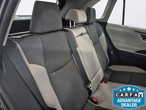 Used 2022 Toyota RAV4 XLE AWD/4WD image 32