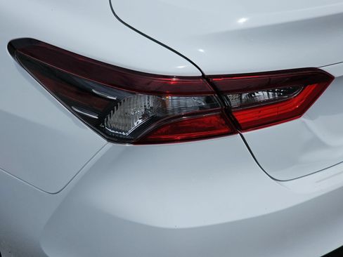 Used 2023 Toyota Camry LE FWD image 32