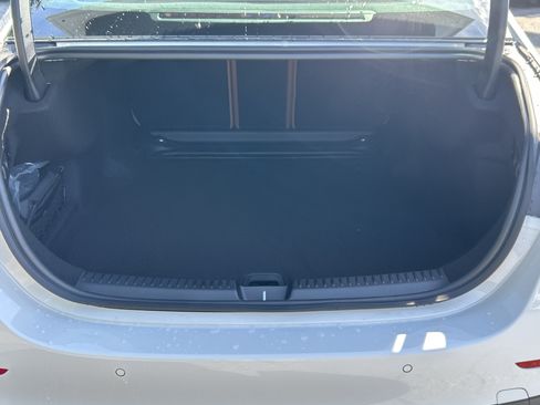 New 2026 Mercedes-Benz E 450 4MATIC Sedan image 9