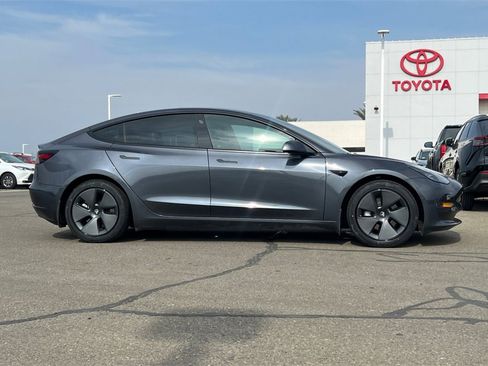 Used 2022 Tesla Model 3 Long Range image 3