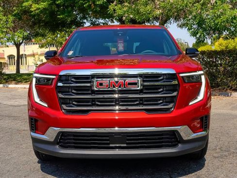 New 2025 GMC Acadia Elevation image 4