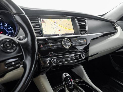 Used 2015 Kia K900 Luxury RWD image 26