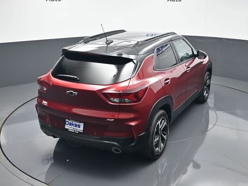 Used 2023 Chevrolet TrailBlazer RS w/ Sun and Liftgate Package image 52