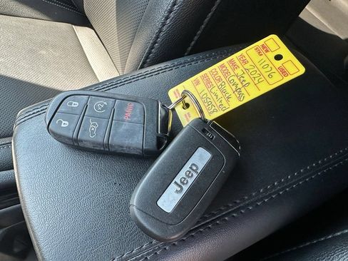 Used 2024 Jeep Compass Limited w/ High Altitude Package AWD/4WD image 8
