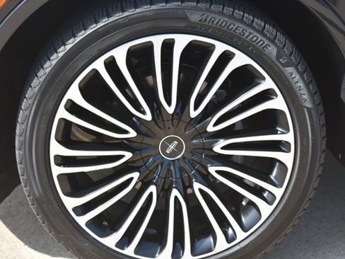 Used 2021 Lincoln Aviator Black Label w/ Dynamic Handling Package AWD/4WD image 8