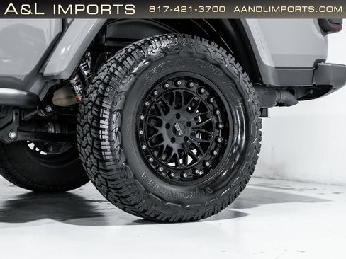 Used 2021 Jeep Gladiator Mojave image 23