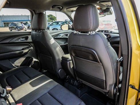 Used 2023 Chevrolet TrailBlazer RS w/ Convenience Package FWD image 46