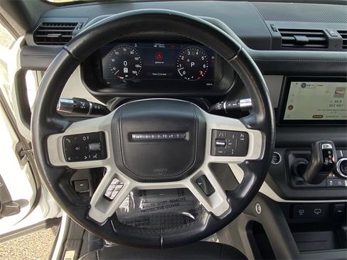 Used 2021 Land Rover Defender 110 X-Dynamic HSE image 10