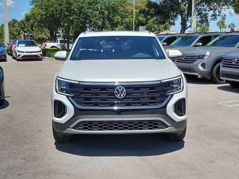 New 2026 Volkswagen Atlas Cross Sport SE FWD image 3