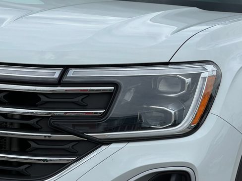 Used 2024 Volkswagen Atlas SE AWD/4WD image 41