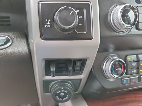 Used 2021 Ford F250 King Ranch w/ Tremor Off-Road Package image 18