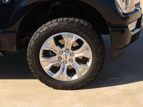 Certified 2021 Ford F150 Platinum w/ Equipment Group 701A High image 9