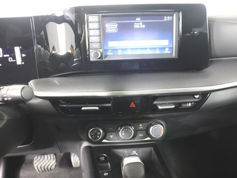 Certified 2025 Nissan Kicks S image 13