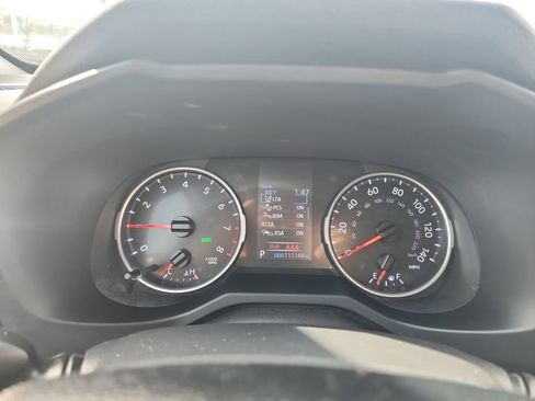 Certified 2020 Toyota RAV4 XLE w/ Convenience Package image 18