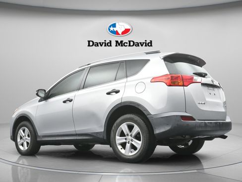 Used 2013 Toyota RAV4 XLE FWD image 31