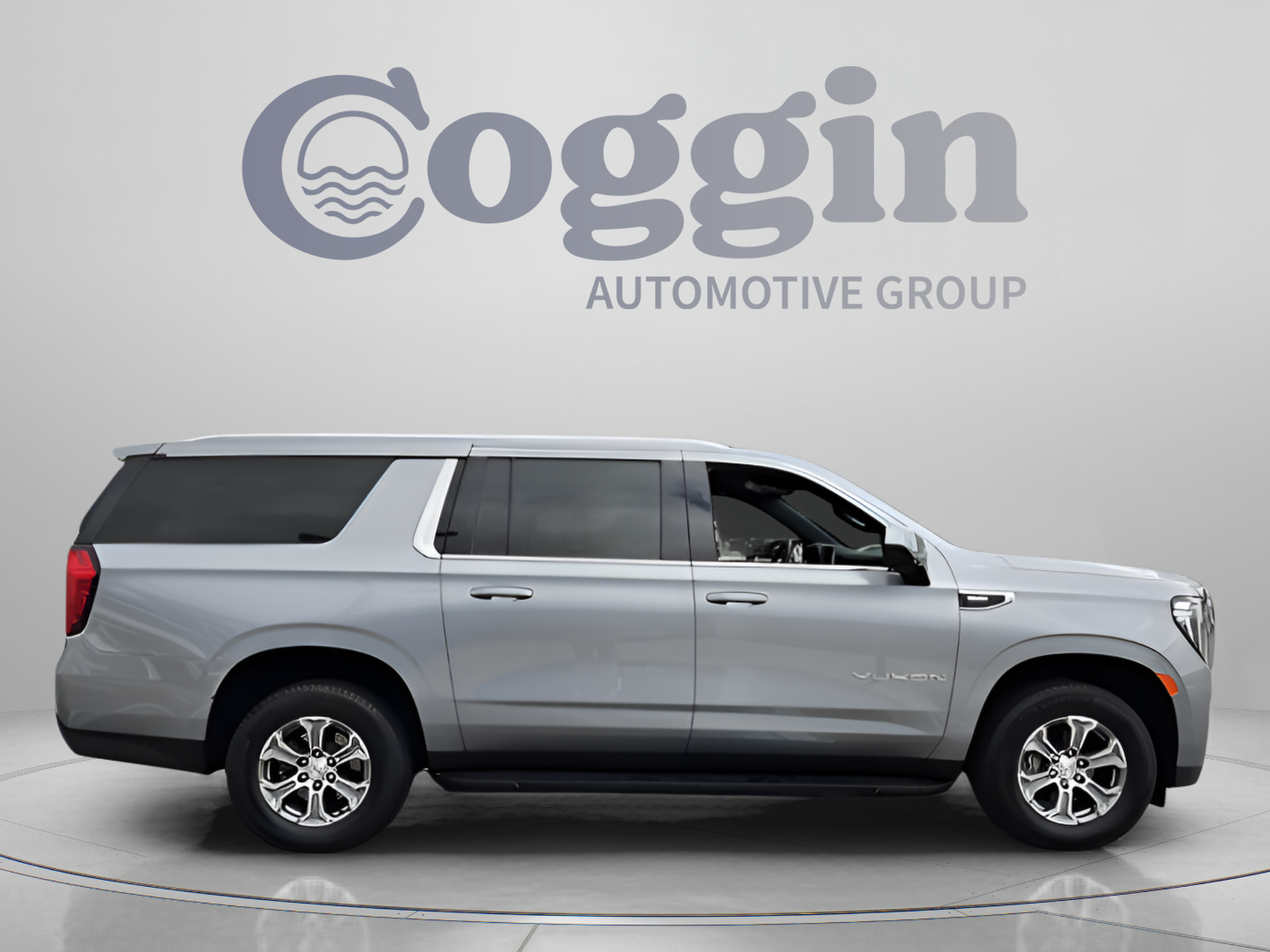 Used 2023 GMC Yukon XL SLE w/ Max Trailering Package AWD/4WD image 6