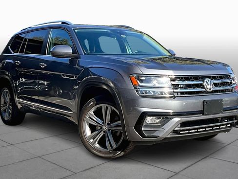 Used 2019 Volkswagen Atlas SE w/ Panoramic Sunroof Package image 2