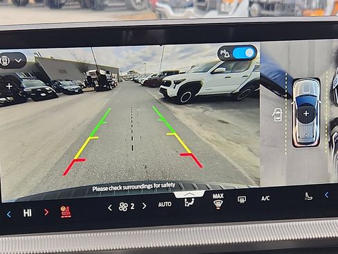 Used 2025 Ford Explorer ST image 22