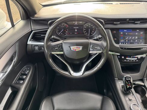Used 2023 Cadillac XT6 Luxury FWD image 22