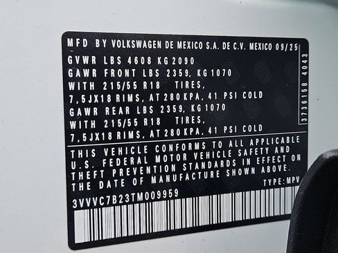 New 2026 Volkswagen Taos SE AWD/4WD image 21