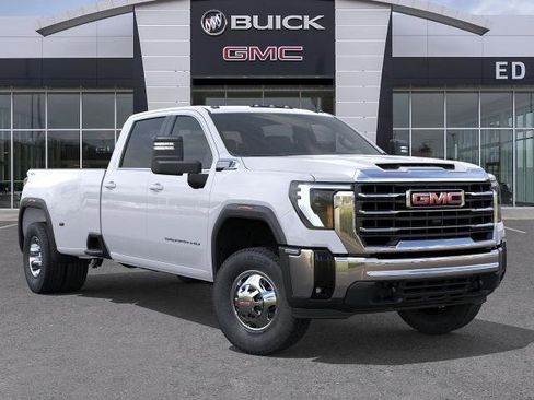 New 2026 GMC Sierra 3500 SLE w/ SLE Value Package AWD/4WD image 7