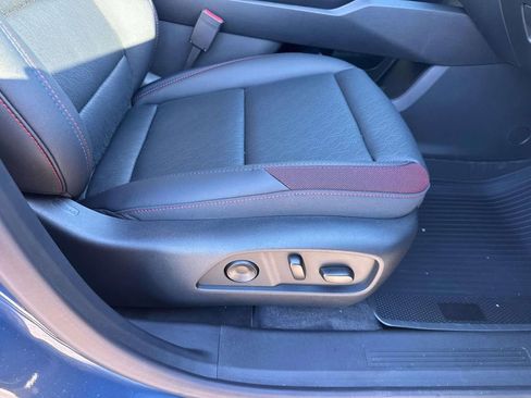 New 2026 Chevrolet Equinox RS w/ Convenience Package III image 12