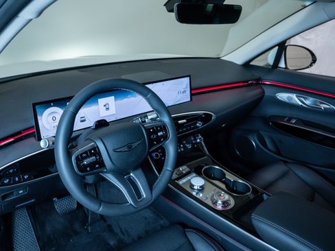 Used 2026 Genesis GV70 2.5T image 19