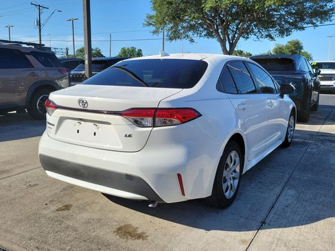 Used 2020 Toyota Corolla LE FWD image 8