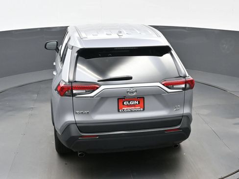 Used 2024 Toyota RAV4 LE AWD/4WD image 37