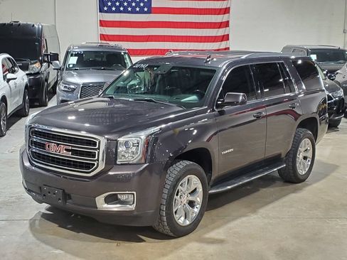 Used 2016 GMC Yukon SLT w/ Open Road Package AWD/4WD image 46
