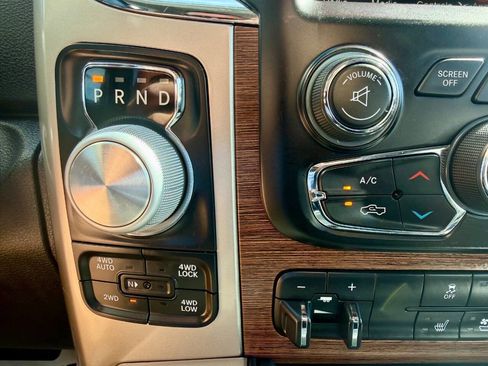 Used 2017 RAM 1500 Laramie AWD/4WD image 48
