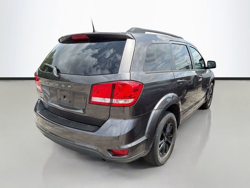 Used 2019 Dodge Journey SE w/ Connectivity Group FWD image 10