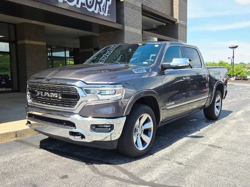 Used 2019 RAM 1500 Limited AWD/4WD image 3