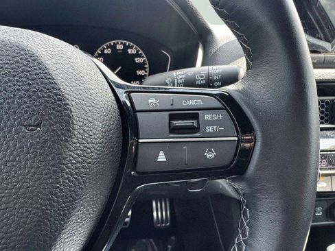 Used 2025 Honda Civic Sport image 32