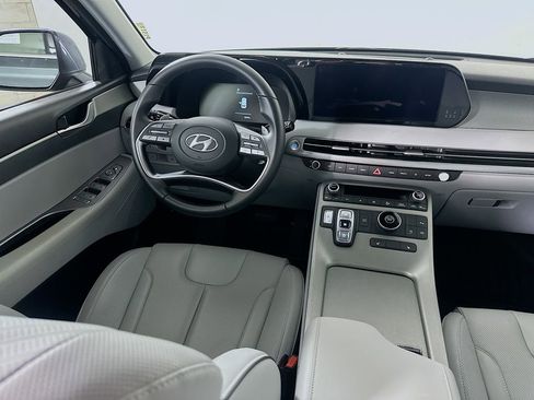 Used 2024 Hyundai Palisade SEL image 18