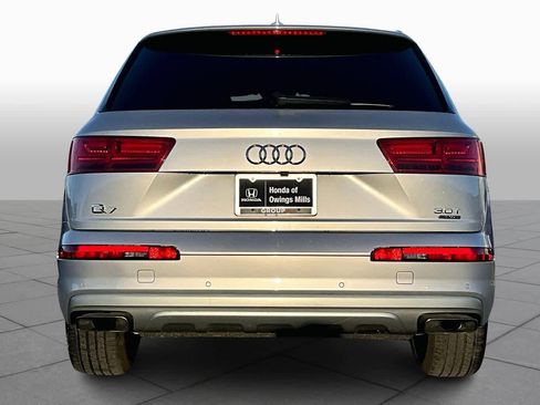 Used 2017 Audi Q7 3.0T Premium Plus image 4