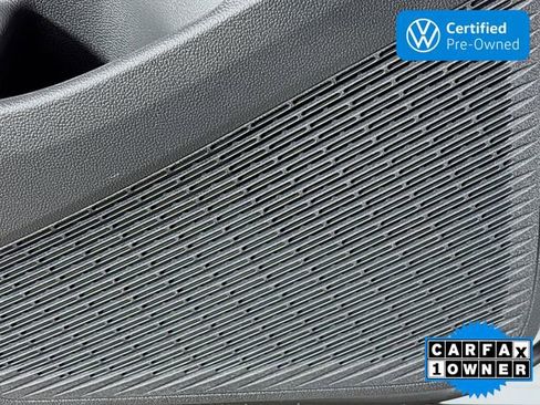 Used 2025 Volkswagen Atlas Cross Sport SEL image 26