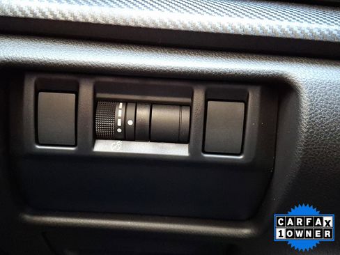 Certified 2025 Subaru Crosstrek 2.5i Limited image 22