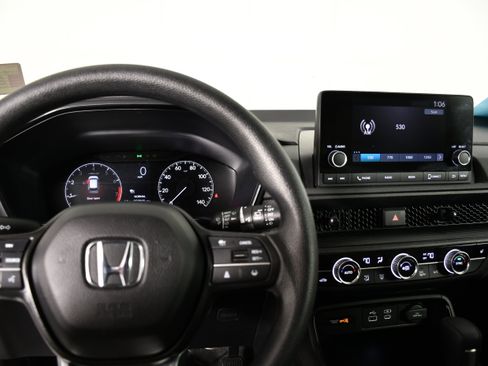 Used 2024 Honda CR-V EX image 16