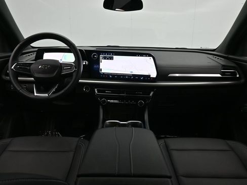 Used 2024 Chevrolet Traverse LT w/ Midnight/Sport Edition FWD image 44