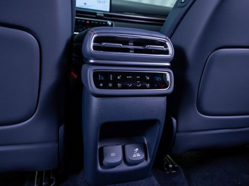 New 2026 Genesis GV80 3.5T e-SC image 17