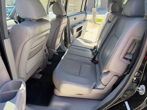 Used 2010 Honda Pilot EX-L image 12