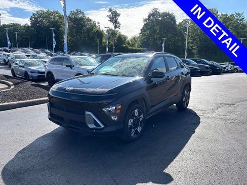 Used 2024 Hyundai Kona SEL AWD/4WD image 3