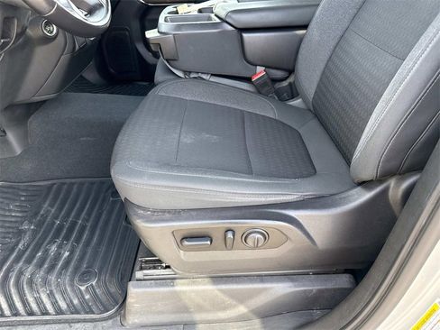 Used 2021 Chevrolet Silverado 1500 LT image 10