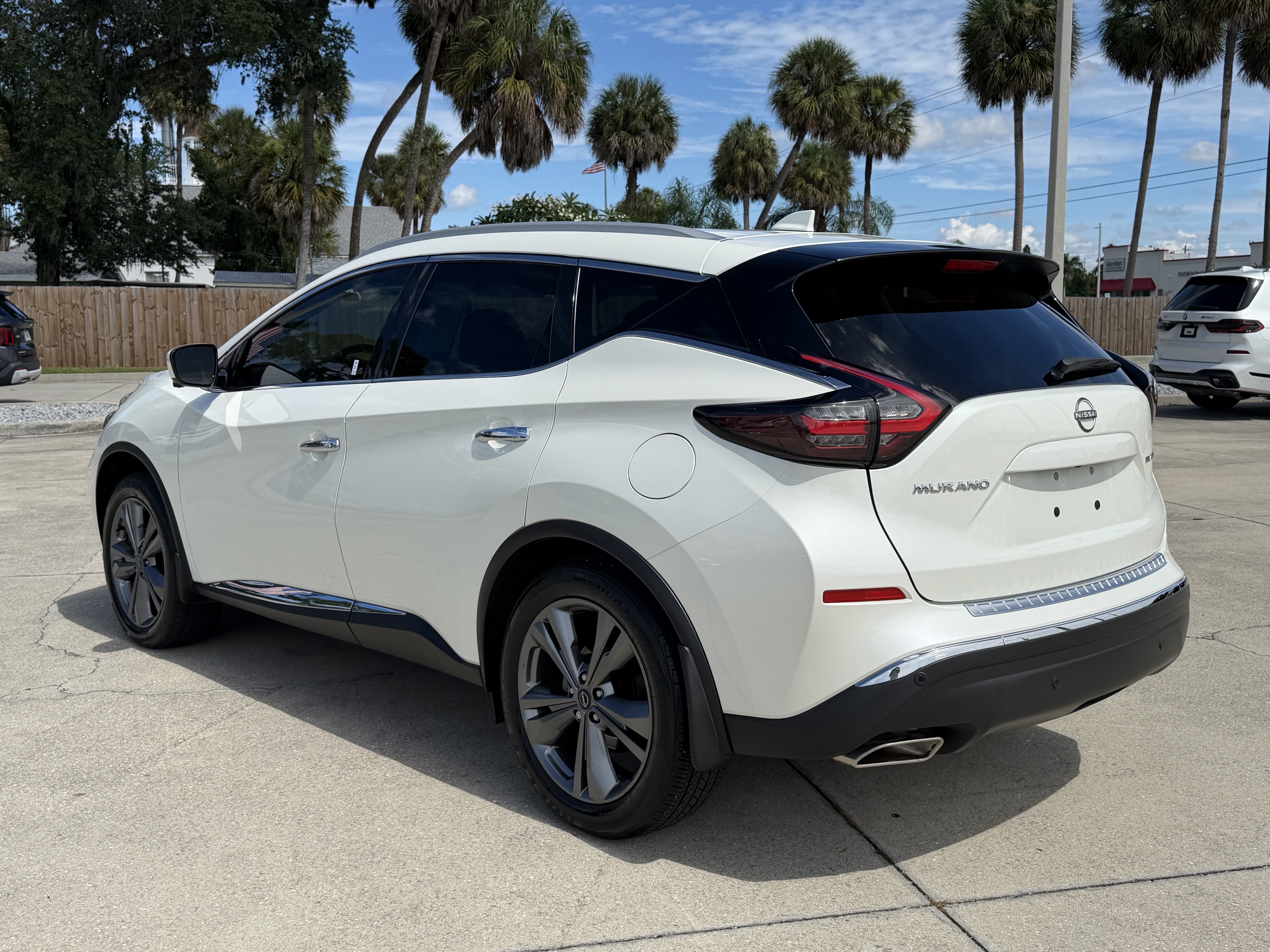 Used 2023 Nissan Murano Platinum w/ Cargo Package FWD image 5