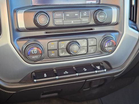 Used 2015 GMC Sierra 2500 SLE image 23