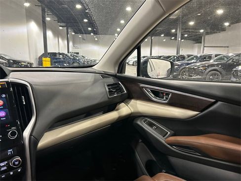 Used 2020 Subaru Ascent Touring image 29